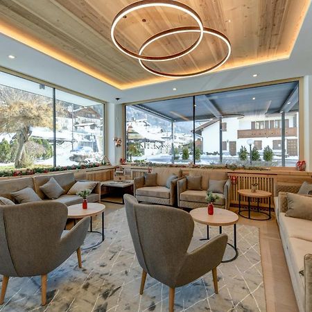 Bepy Hotel Garni Giustino Exteriör bild