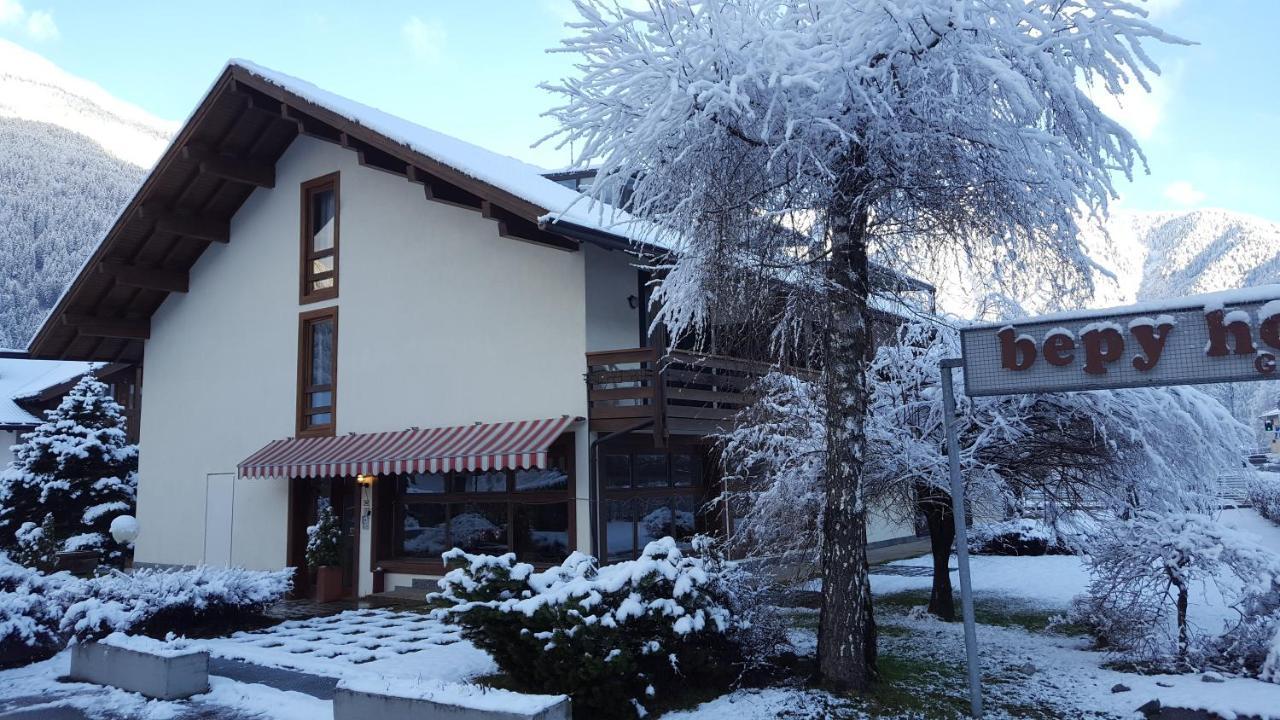 Bepy Hotel Garni Giustino Exteriör bild