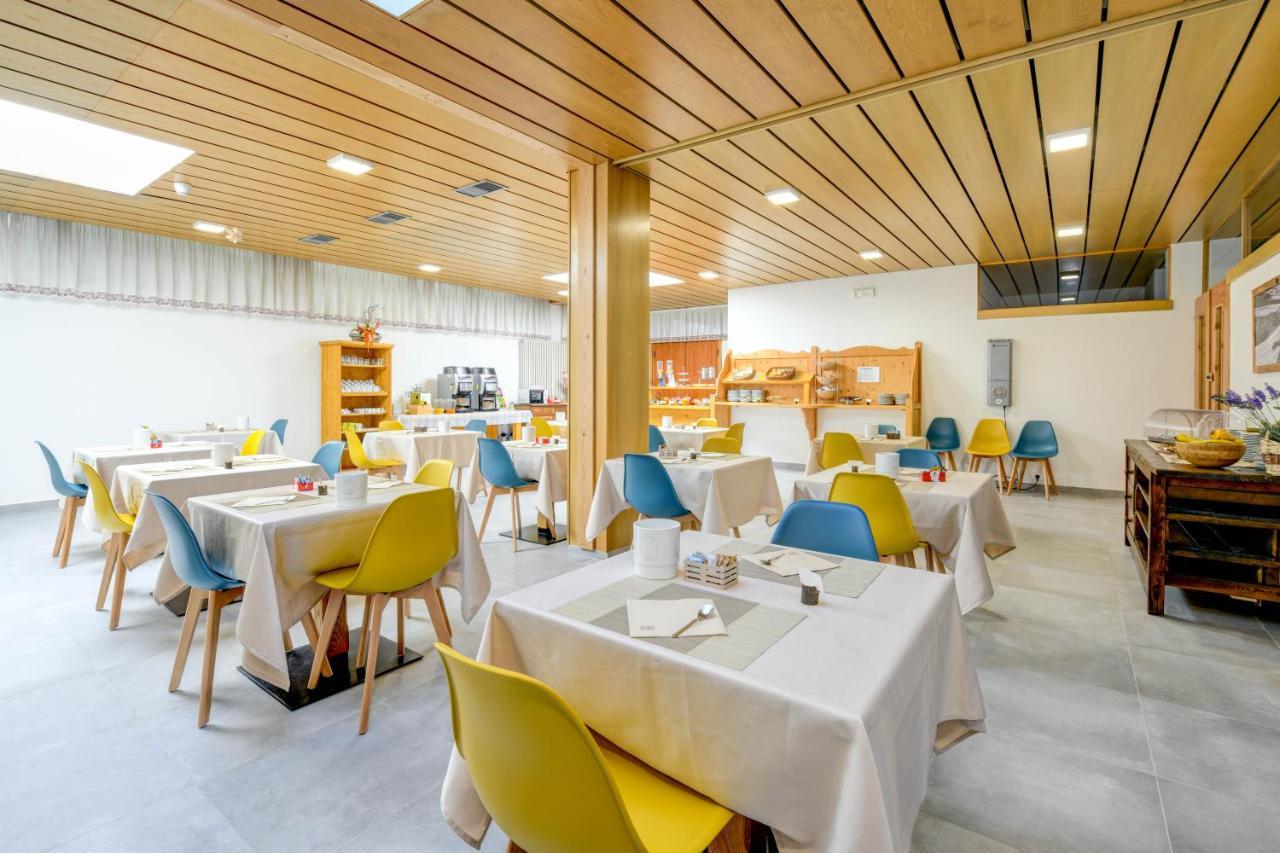 Bepy Hotel Garni Giustino Exteriör bild