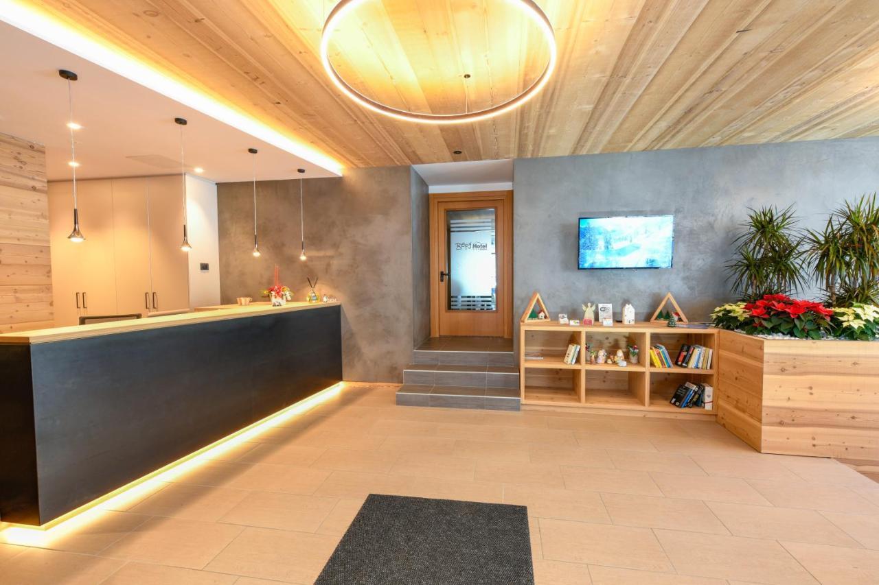 Bepy Hotel Garni Giustino Exteriör bild