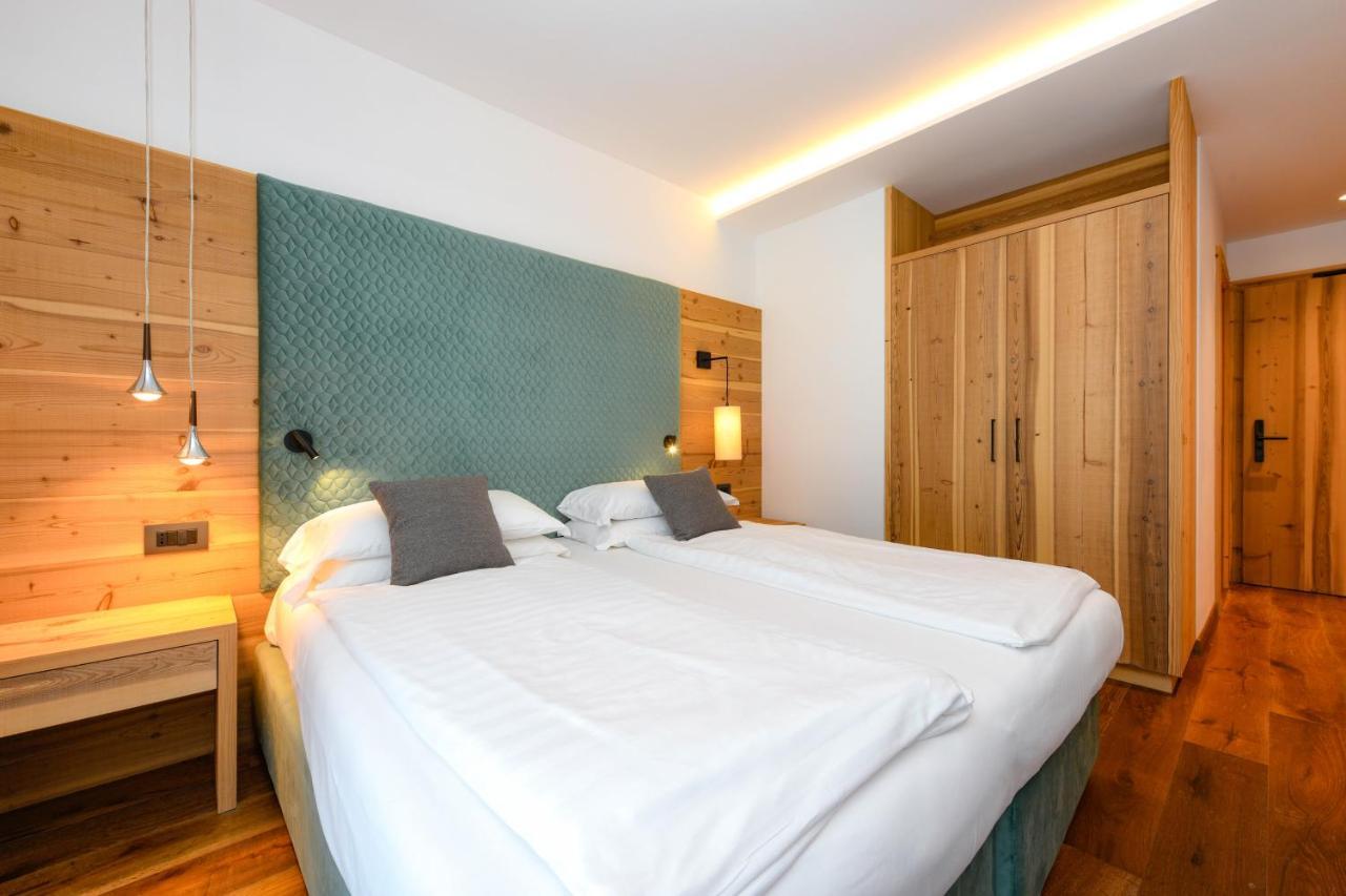 Bepy Hotel Garni Giustino Exteriör bild
