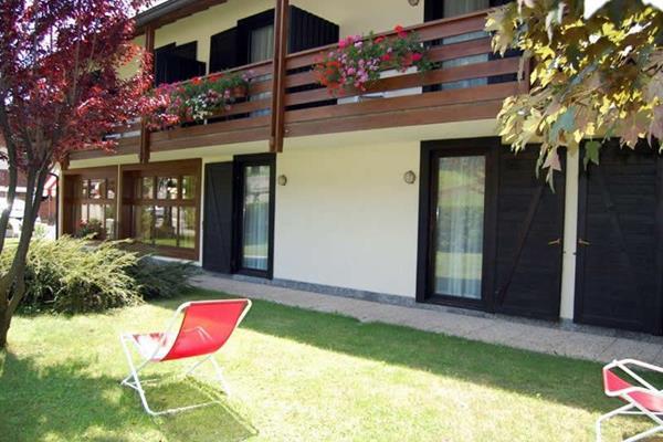 Bepy Hotel Garni Giustino Exteriör bild
